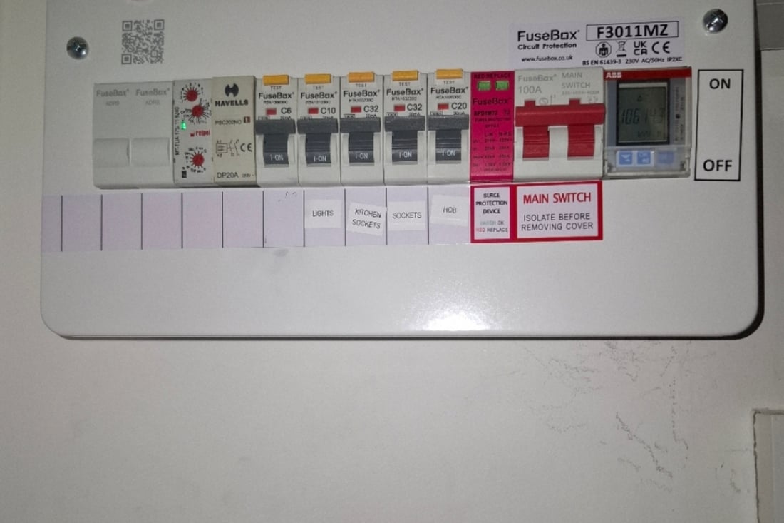 Main header - "Yemane Reliable Electrical Service"