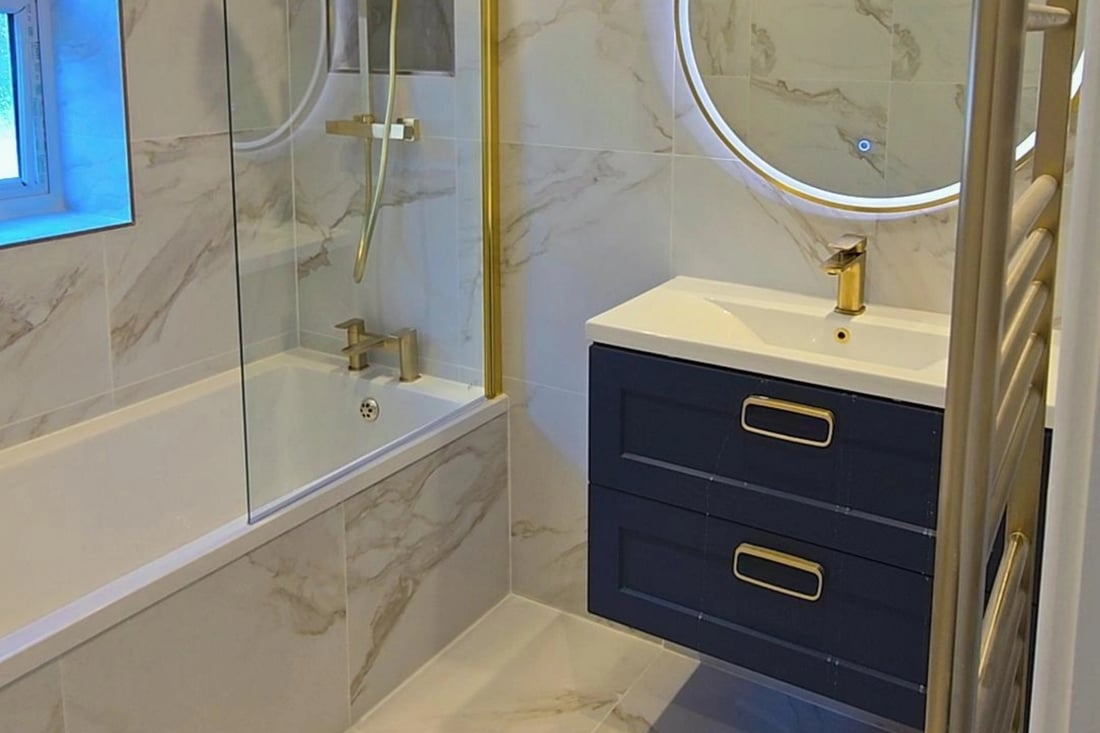 Main header - "Anas Electrician"