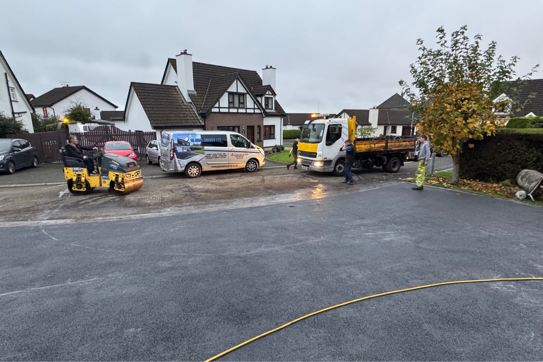 Main header - "GLOBAL DRIVES LTD"