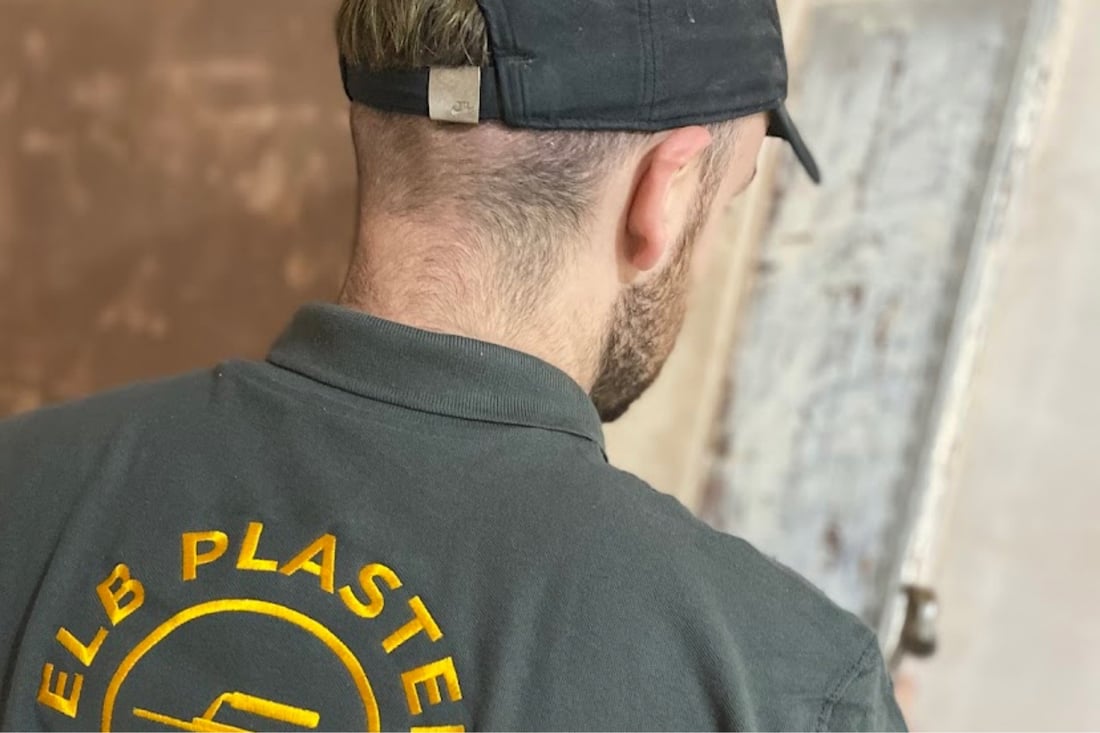 Main header - "ELB Plastering "