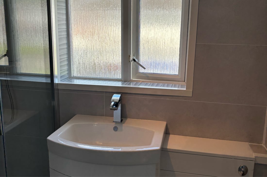 Main header - "ATAD Plumbing & Heating"
