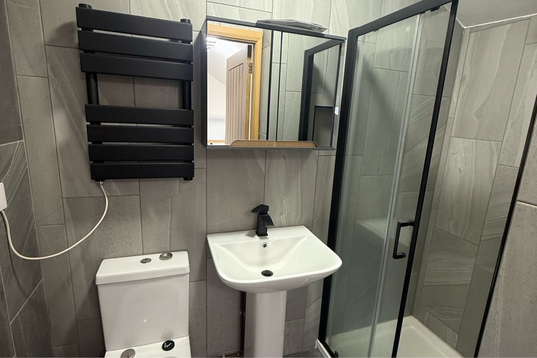 Main header - "Arnold Verzinski"