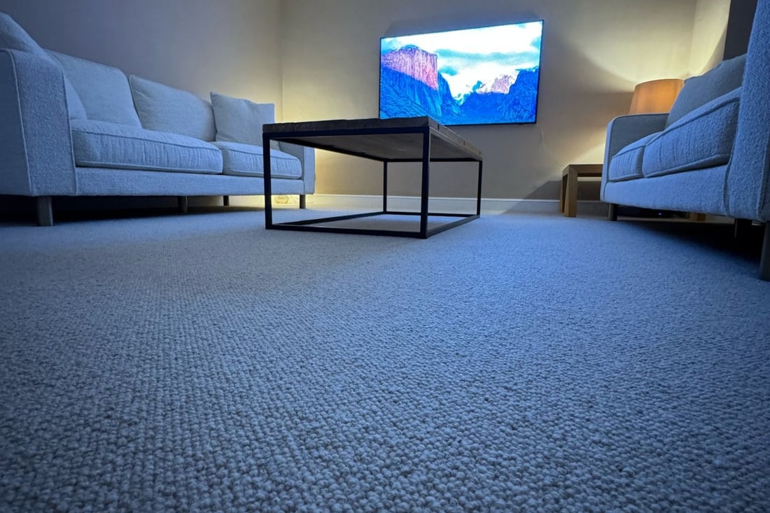 Main header - "I.S. FLOORING"