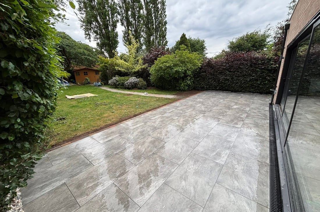 Main header - "Stylish Landscaping"