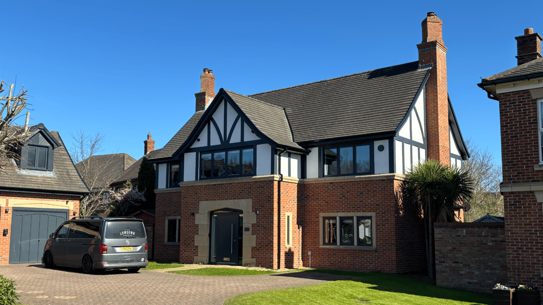 Main header - "Etheridge Windows"