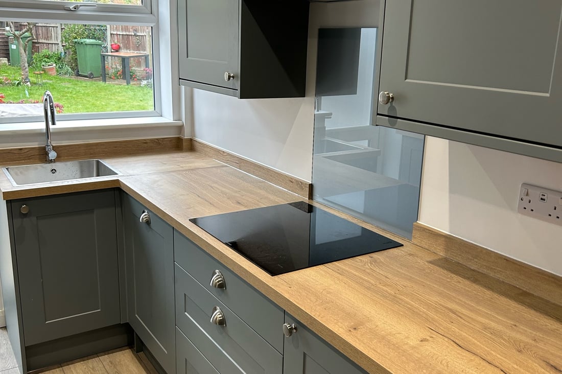 Main header - "Marksmith Carpentry and Refurbishment"