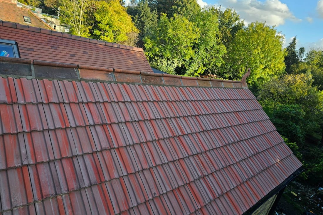Main header - "J.C Roofing & Building"
