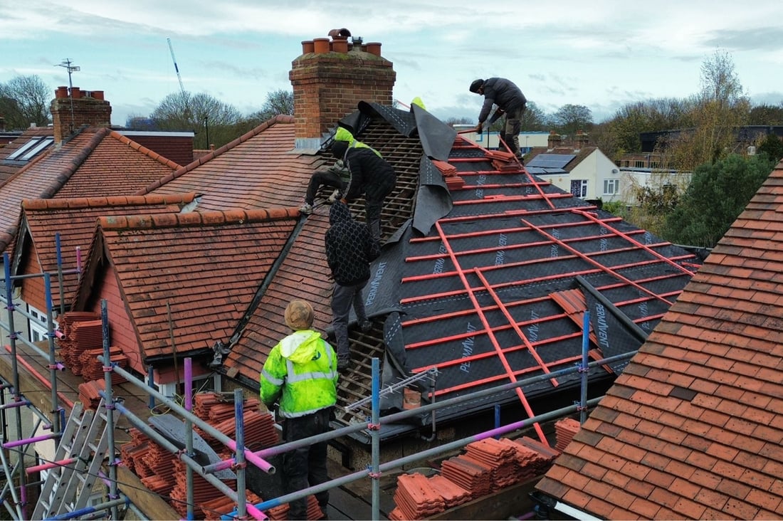 Main header - "SPD Roofing & Building"