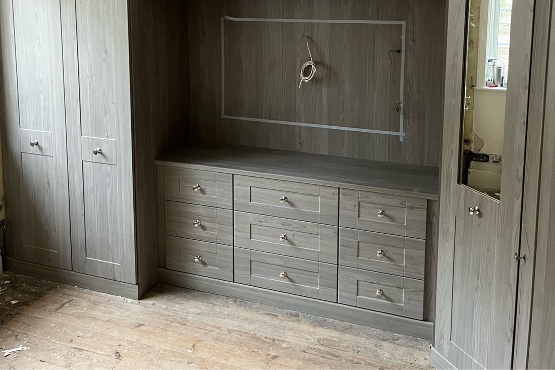 Main header - "JSSW Carpentry"