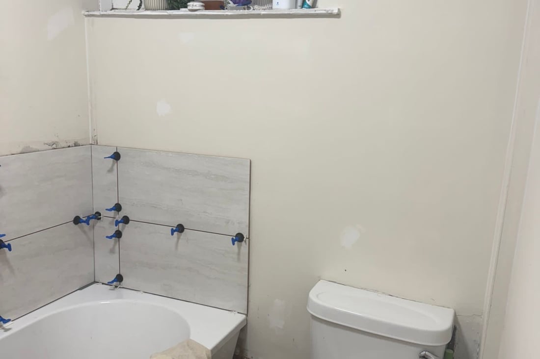 Main header - "D&L Plumbing & Drainage"