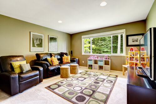 Picture of a living room with pattern carpet