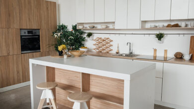 Picture of an open plan kitchen