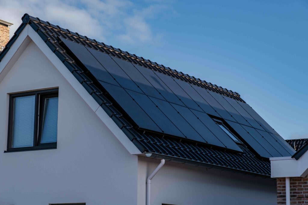 Picture of a home with solar panels on the roof