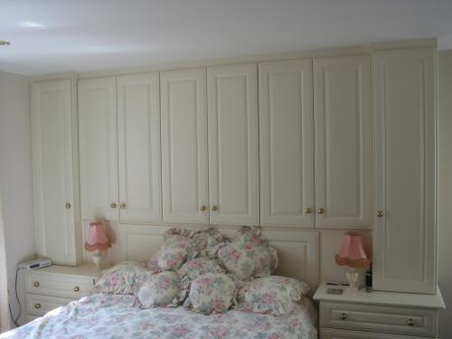 Kevandy Kitchens & Bedrooms gallery image 4