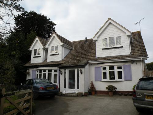 SMART WINDOWS & BUILD gallery image 1