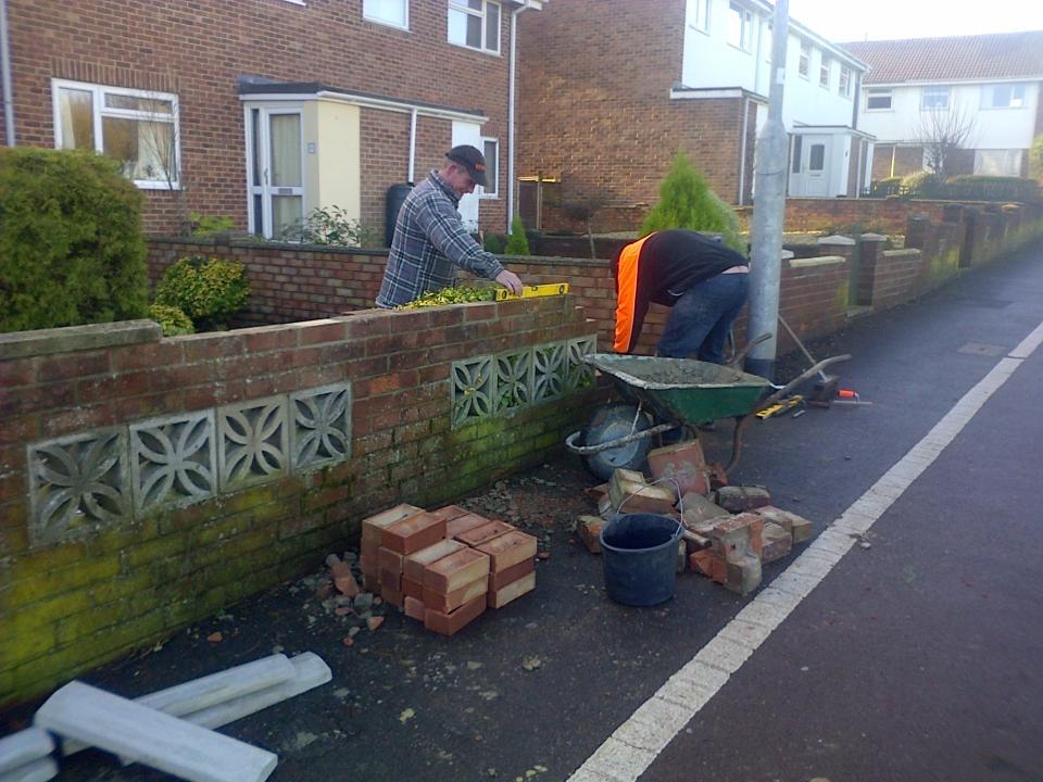 d lee & sons property maintenance gallery image 1