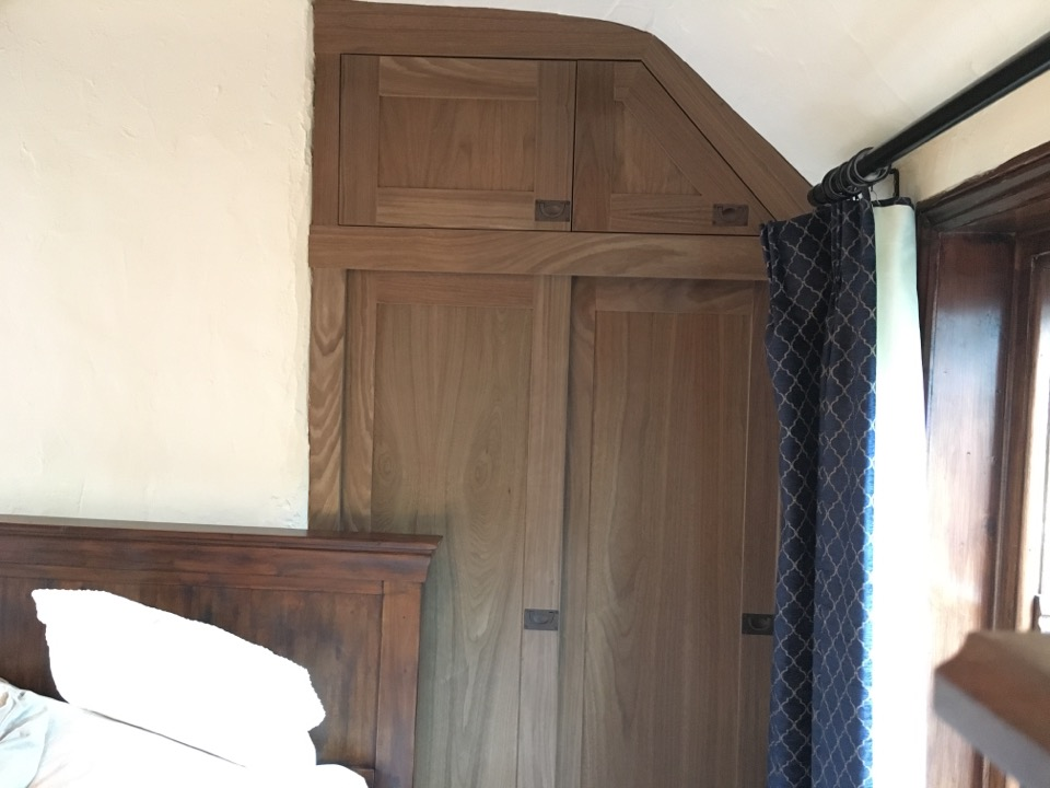 DM Bespoke Furniture and Carpentry gallery image 3