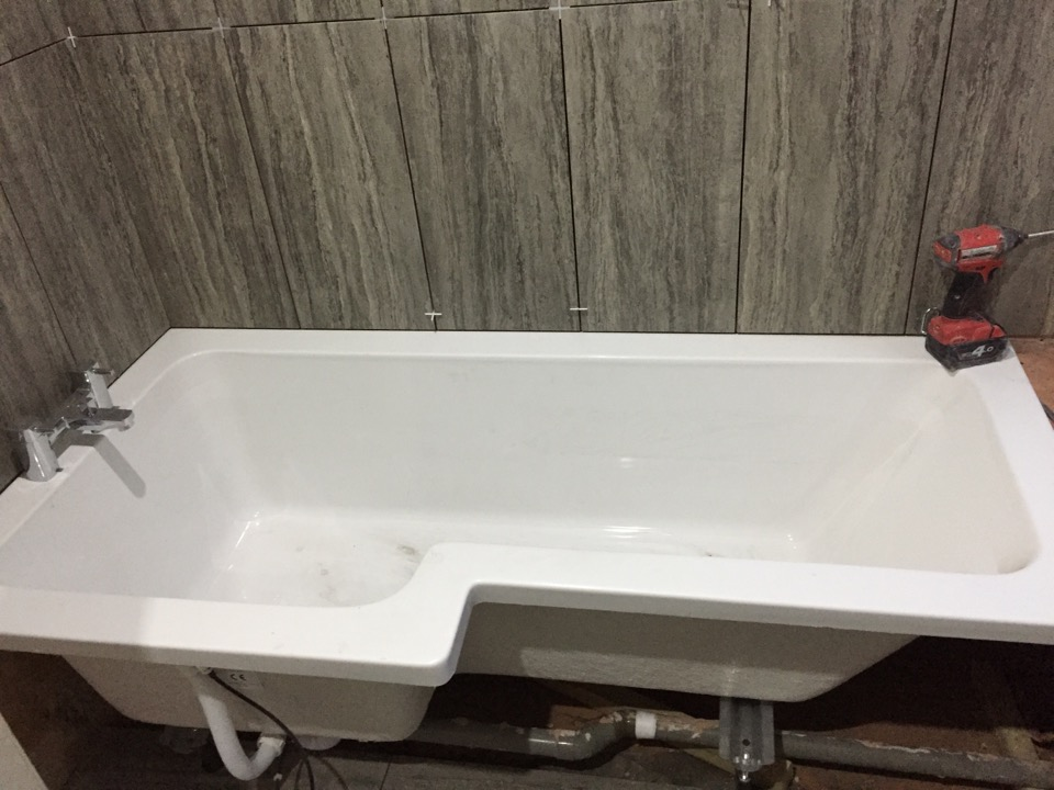 CHIS REFURBISHMENT CARPENTRY JOINERY TILING PLUMBING ELECTRICALS gallery image 2