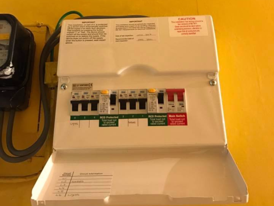Browns Electrical Solutions gallery image 2