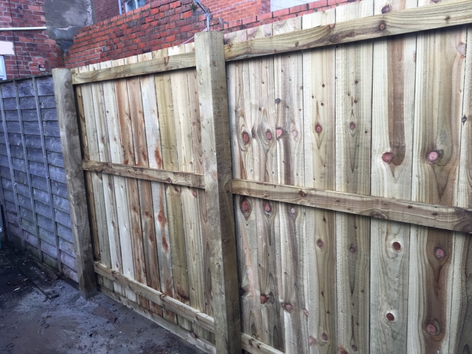 S&W FENCING LTD gallery image 2