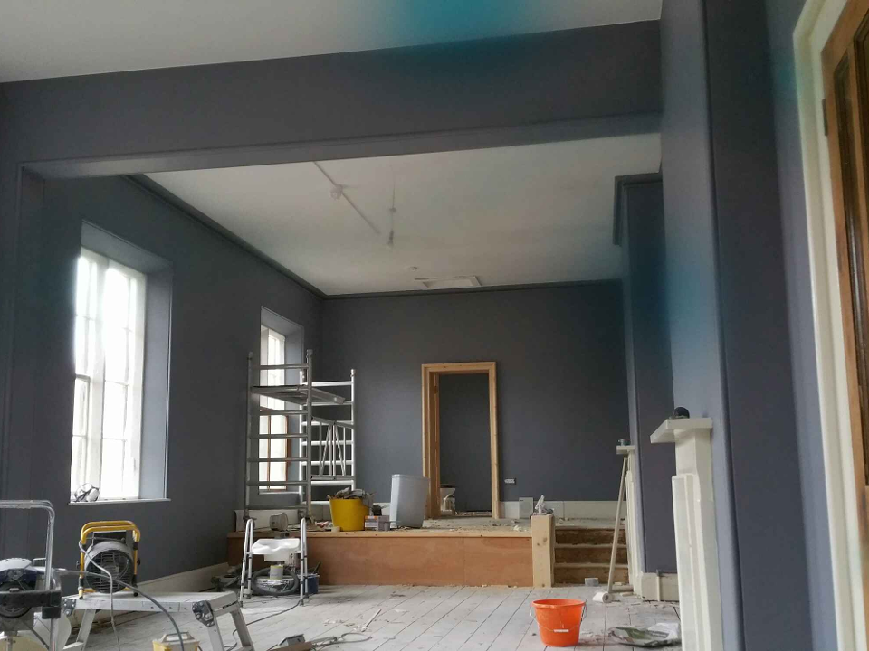 AAA Decor gallery image 1
