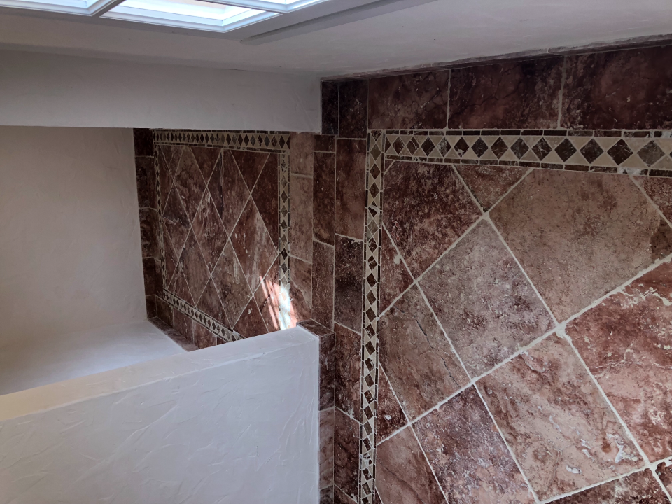 ELANTI CONSTRUCTIONS LTD gallery image 1