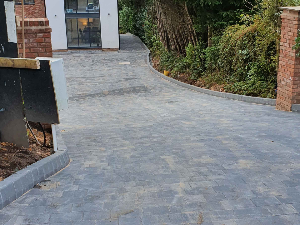 L J Paving gallery image 4