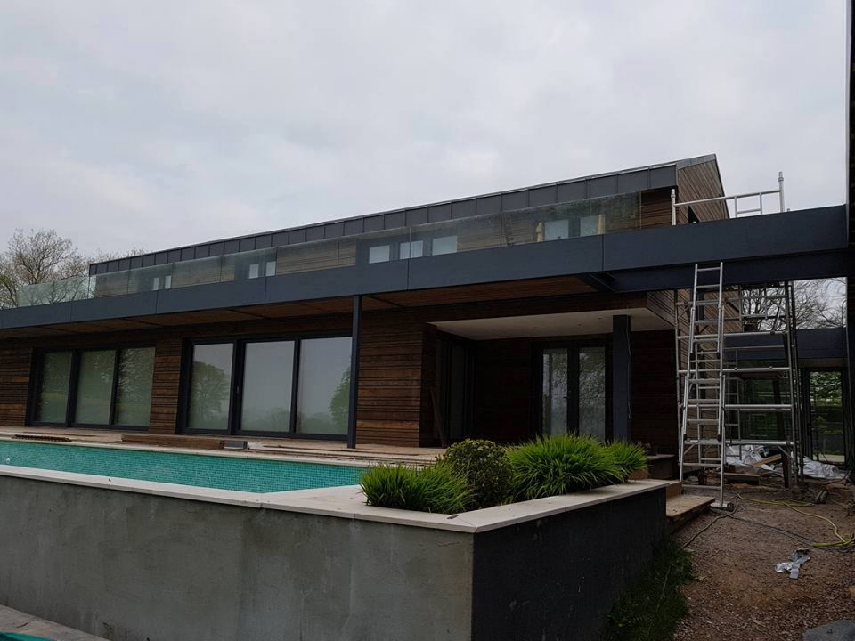LS HOME CONSTRUCTION LTD gallery image 2