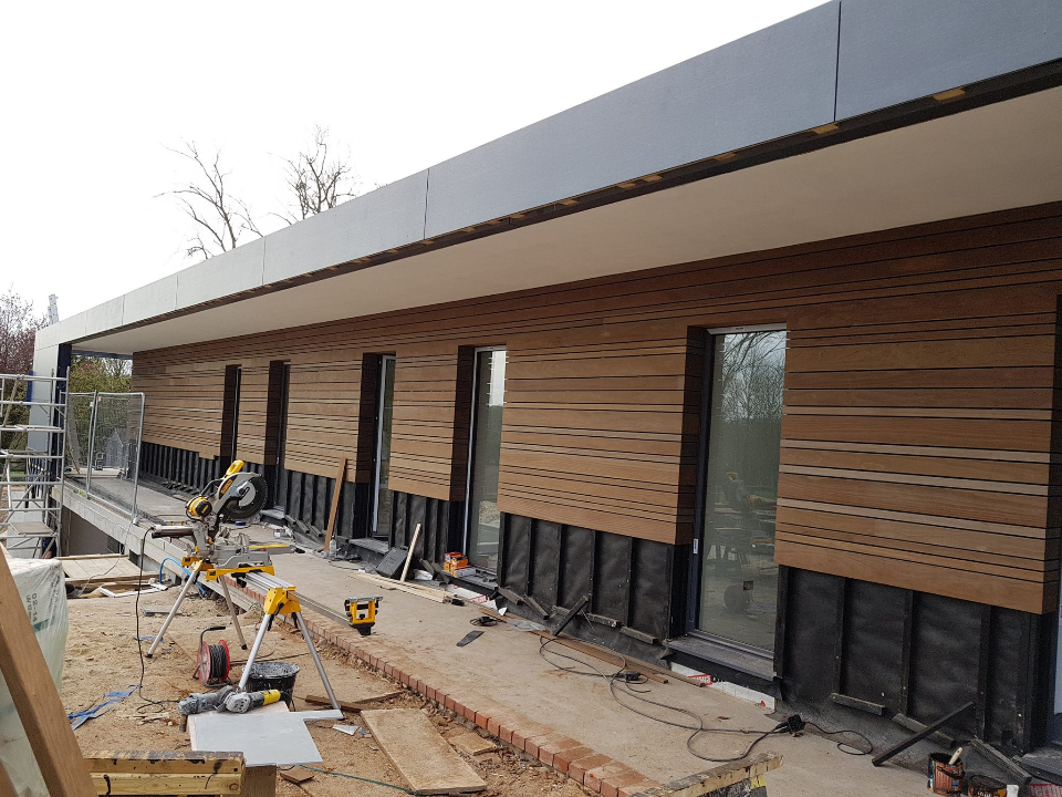 LS HOME CONSTRUCTION LTD gallery image 4