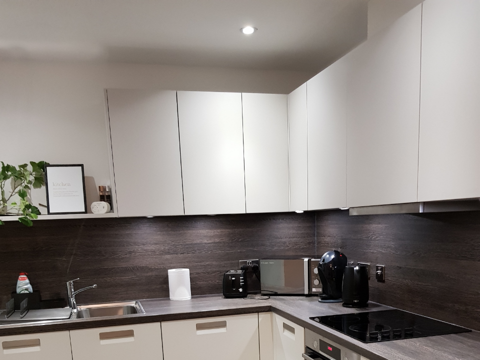 BOSS CLEANING&IRONING SERVICES LTD gallery image 4