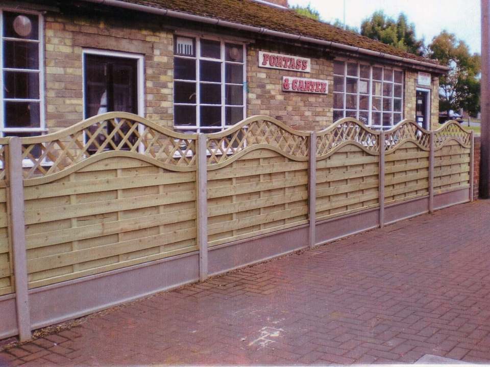 Blue Tree Fencing and Landscapes gallery image 3