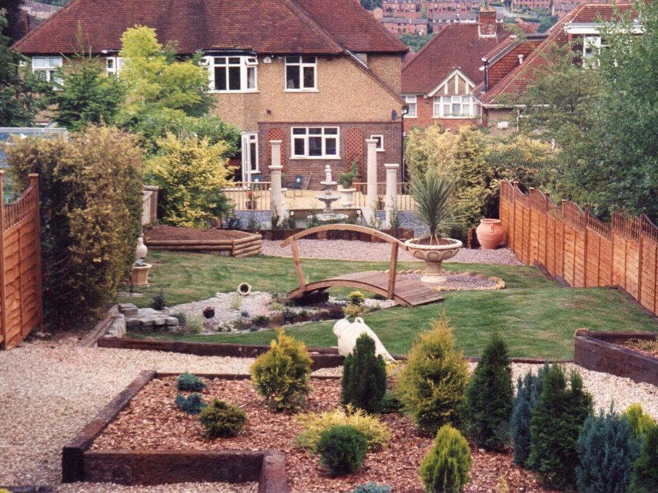 Blue Tree Fencing and Landscapes gallery image 4