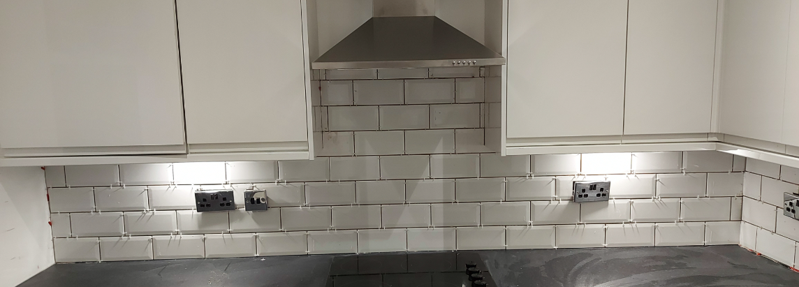 L L Tiling & Home Maintenance