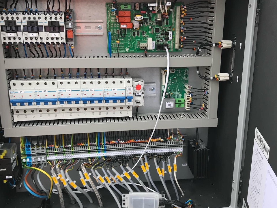 GRL Electrical Solutions Ltd gallery image 4