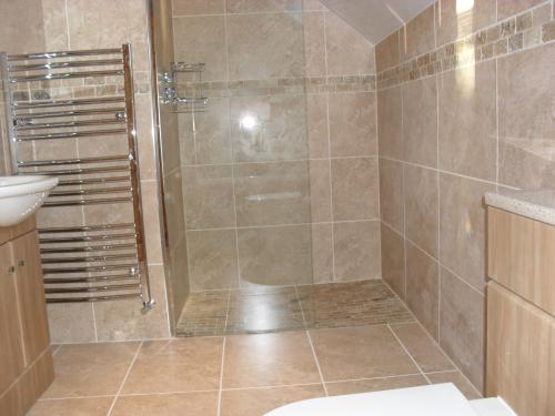 Agua Bathrooms gallery image 4