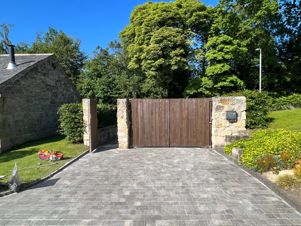 STEPFORD CONTRACTS LTD gallery image 2