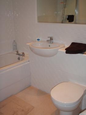 Imagine Kitchens and Bathrooms gallery image 1
