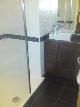 Kitchen Bathroom Fitters gallery image 2