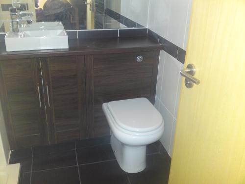 Kitchen Bathroom Fitters gallery image 3
