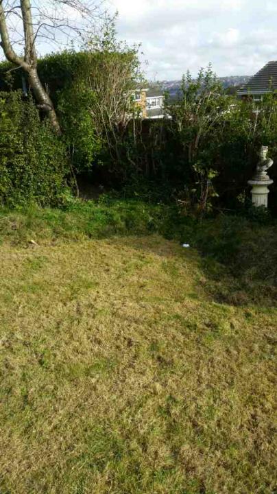 HILLSIDE FENCING AND DECKING gallery image 3