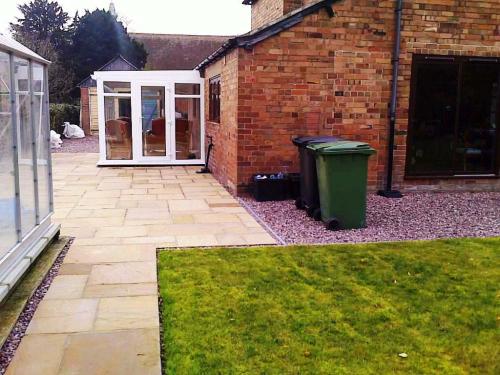MCF & Son Landscaping and Construction gallery image 4